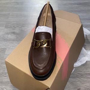 NWT Soul Naturalizer Brown Loafer with Brass Gold Detail - New In Box